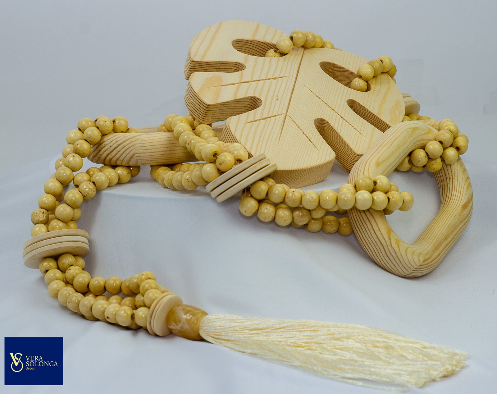 Colar de mesa Costela de Adão