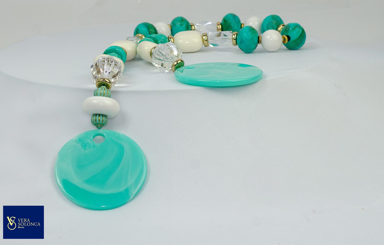Colar de mesa verde água - Image 2