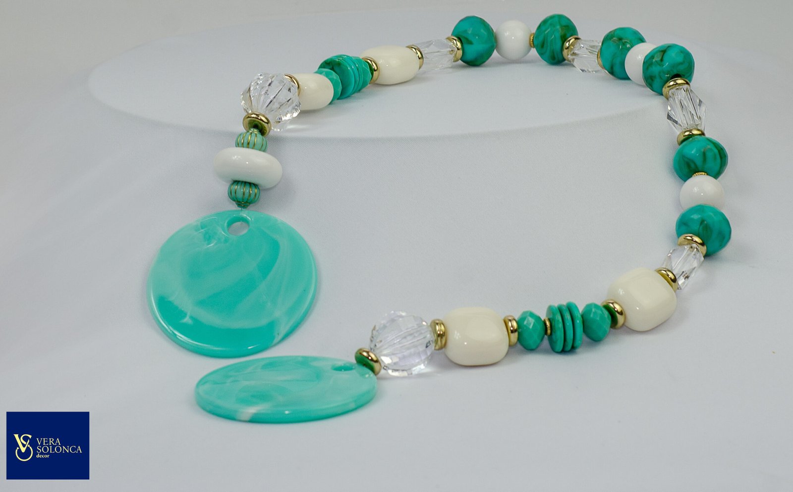 Colar de mesa verde água - Image 3